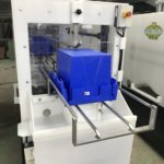 Laveuse de caisses plastiques avec guidage spécial en inox