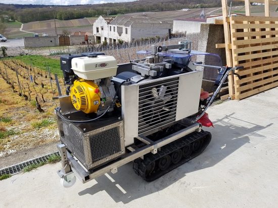 Effeuilleuse électrique sur chenillard